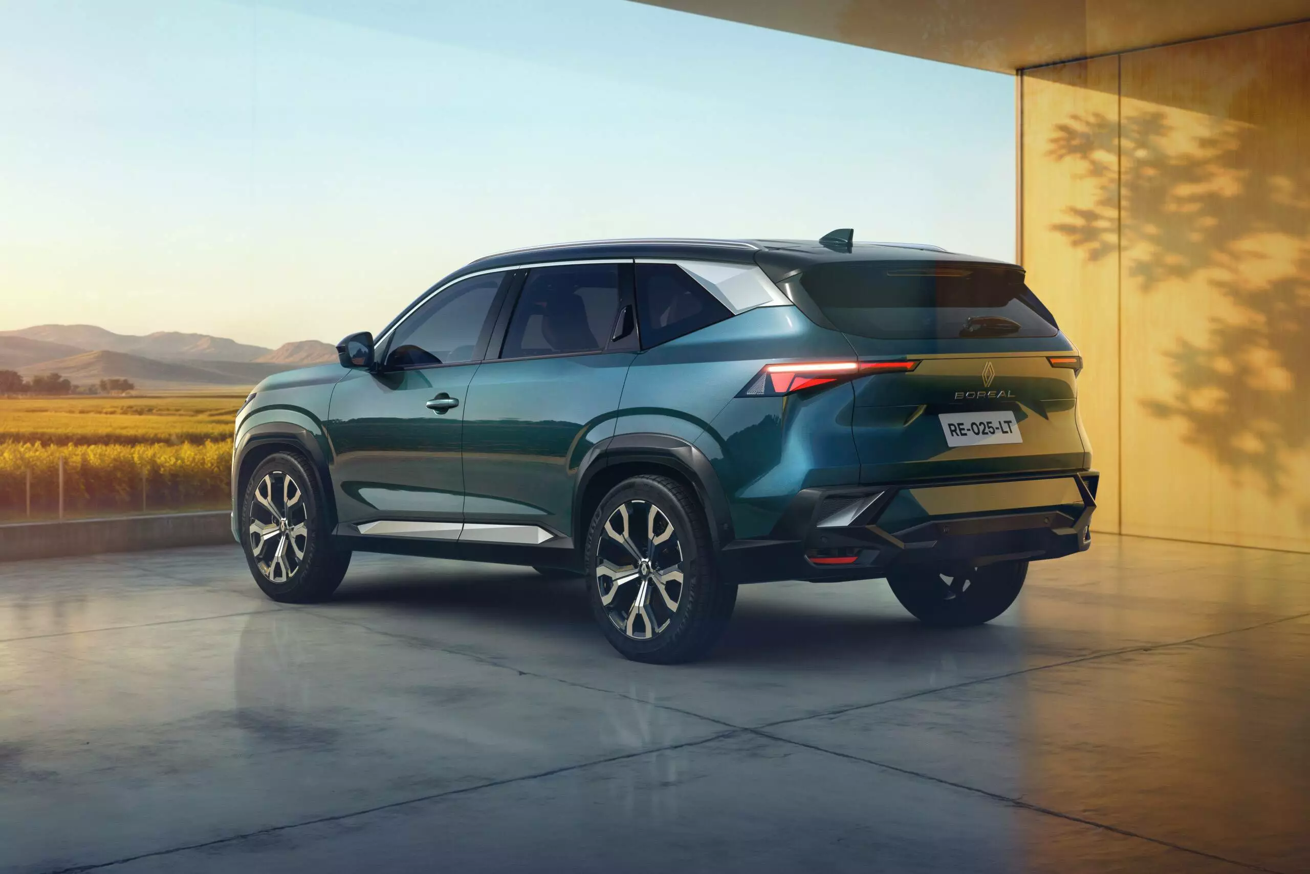 Compensa comprar SUV usado com consórcio?